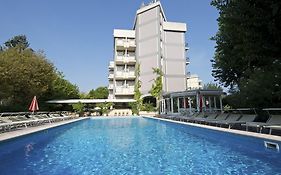 Hotel President